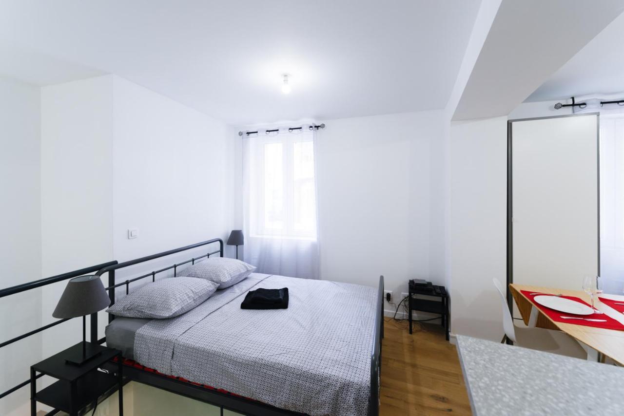 Cosy Quai Dion Bouton Apartment *